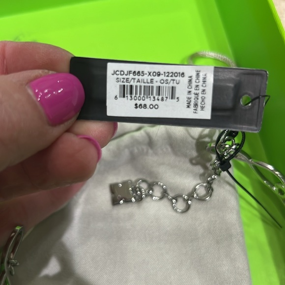 BCBG Choker Necklace NWT - Picture 2 of 3